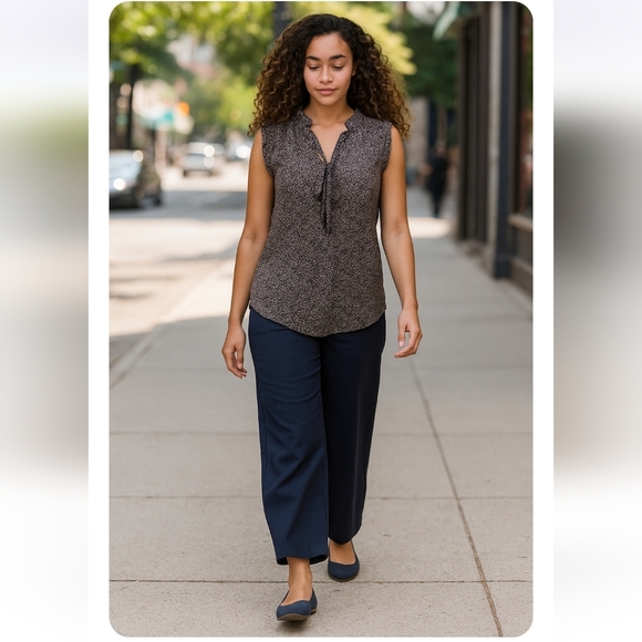 Harlowe & Graham Tops - Indie Granola Bohemian Harlowe & Graham Blue Cream Floral Ruffled Blouse Size L